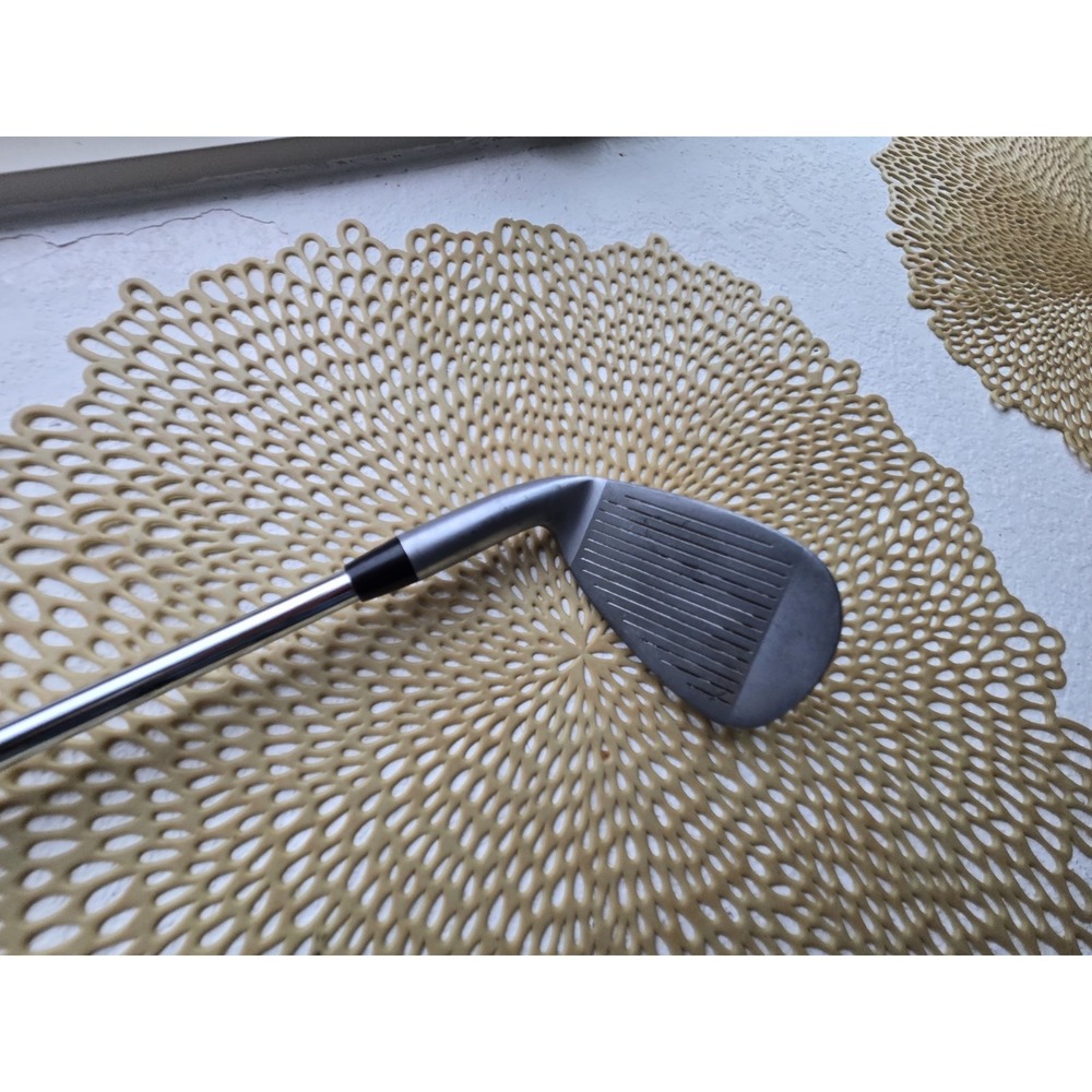 Wilson Ultra BLK iron, recognizable by the orange cavity.pitching Wedge 35.25"
